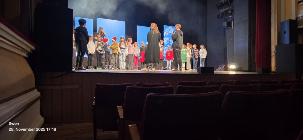 PHOTO-2025-12-04-12-44-46(4)